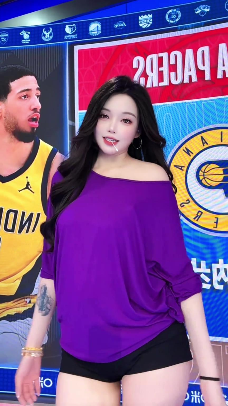 美女主播小太陽：年輕的將軍意氣風(fēng)發(fā)！ 哈利伯頓強(qiáng)的可怕