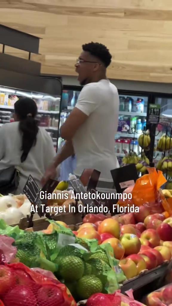 好男人??！字母哥在奧蘭多度假 陪妻子一起逛超市