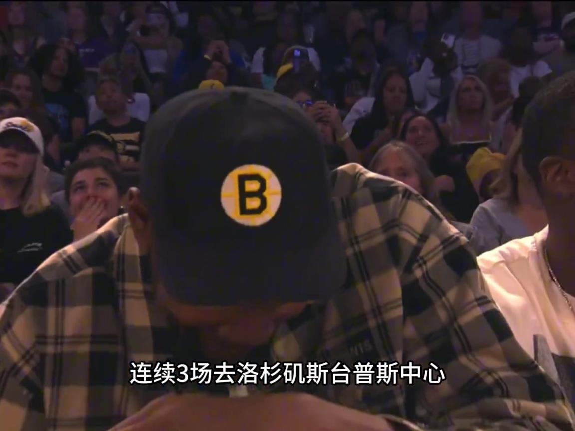 KD凡心大動(dòng)？連續(xù)三場盯梢火花隊(duì)皮衣布林克庫里‘準(zhǔn)妹夫’上線？